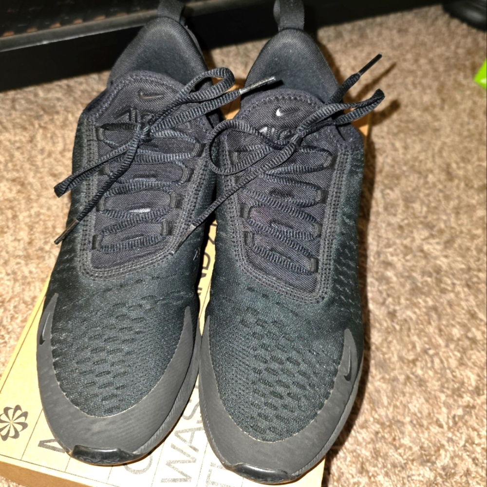Nike Women's Black Air Max 270 Shoes Sneakers